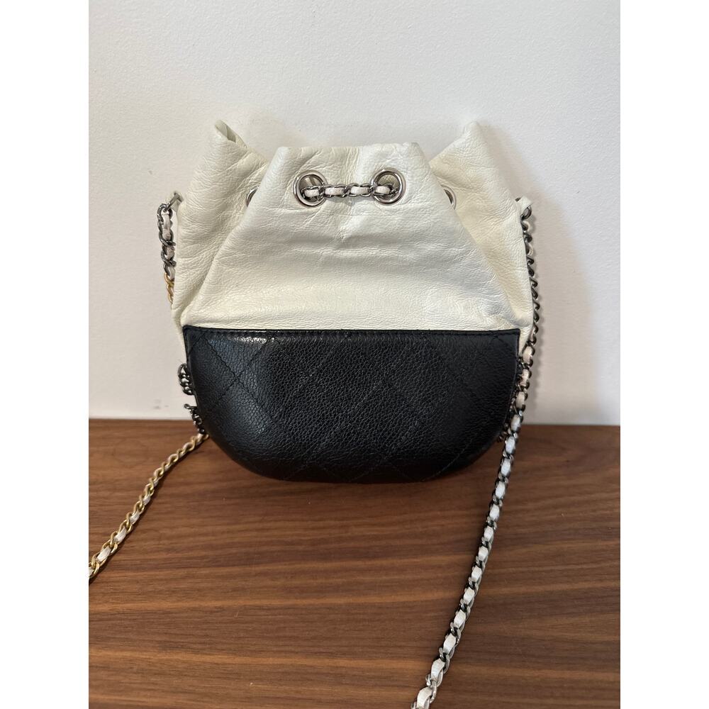 Authentic Chanel Gabrielle Quilted Bucket Bag - Picture 3 of 16